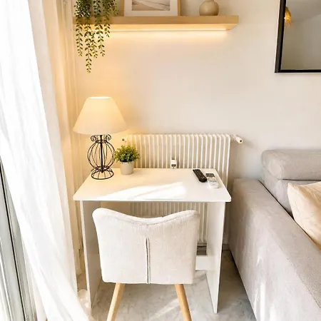 Apartament Le Refuge De Juan, Studio, 4p, Ac, Centre & Antibes
